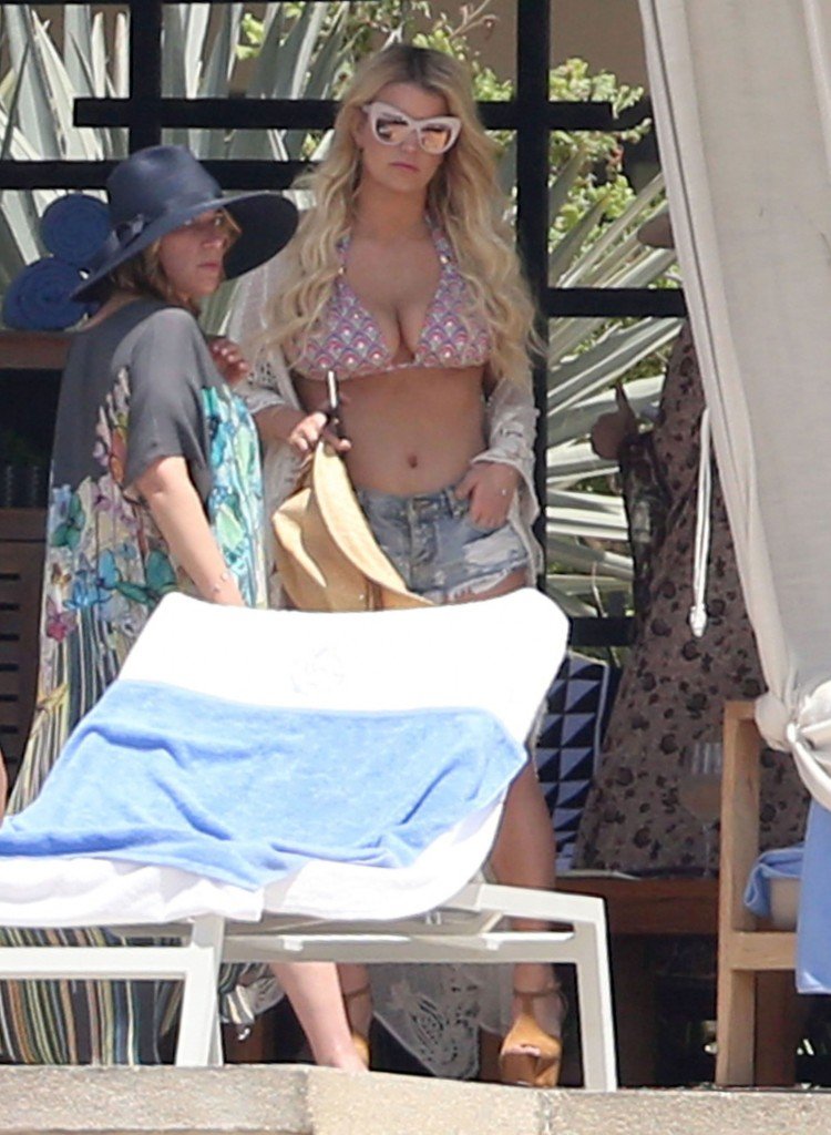 Jessica Simpson Sexy 68