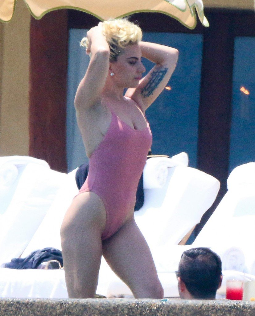 Lady Gaga Sexy 20