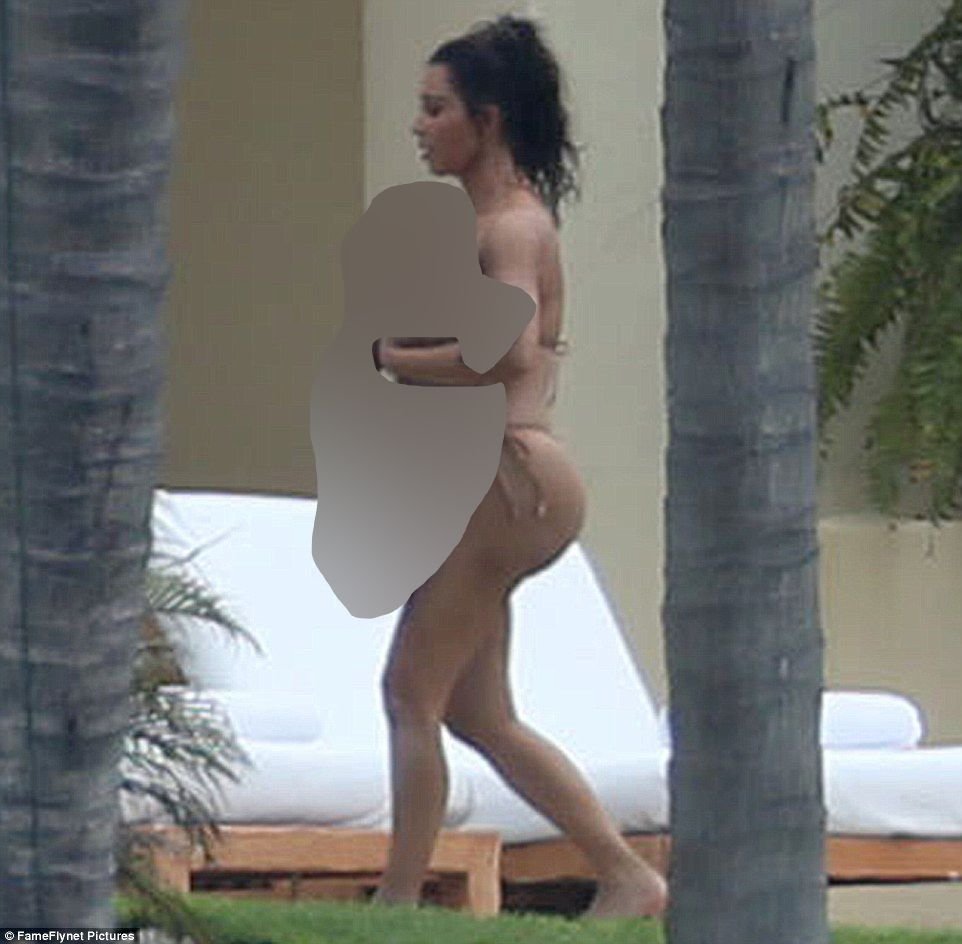 Kim Kardashian Sexy 7