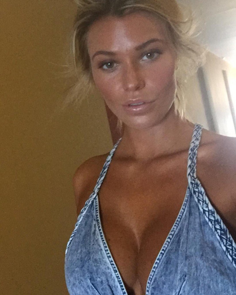 Samantha Hoopes Sexy thefappening.so - 16