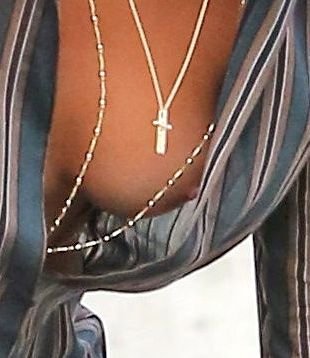 Sofia Richie Braless 2