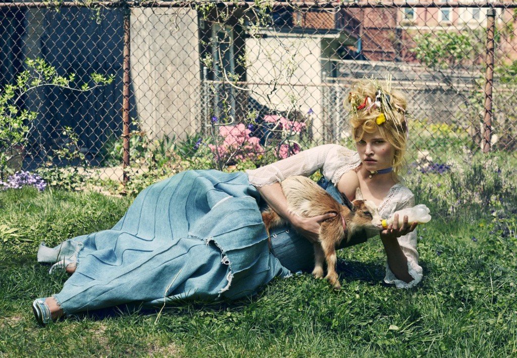 Lara Stone Nude Sexy 7