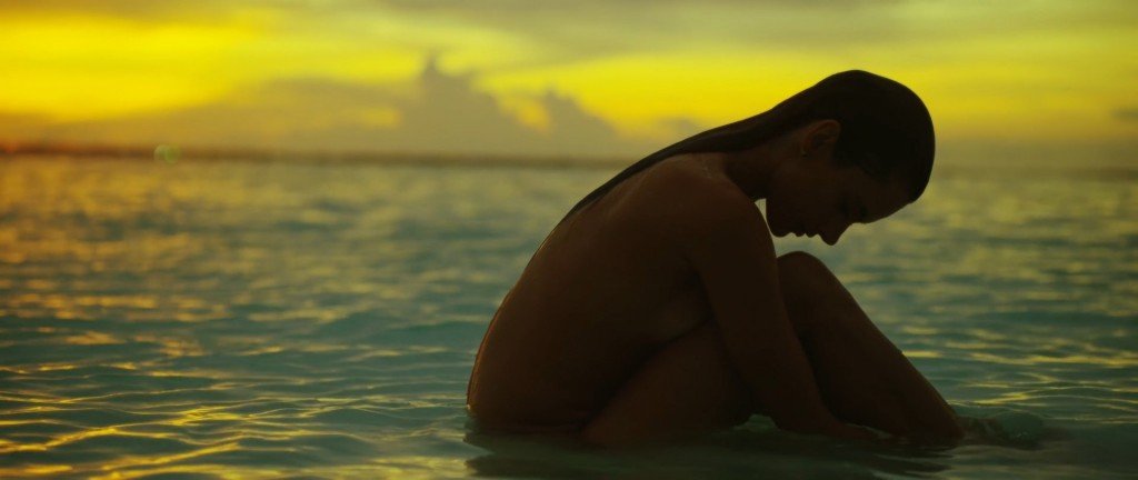 Alessandra Ambrosio Sexy & Topless 13 thefappening.so