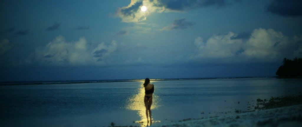 Alessandra Ambrosio Sexy & Topless 2 2 thefappening.so