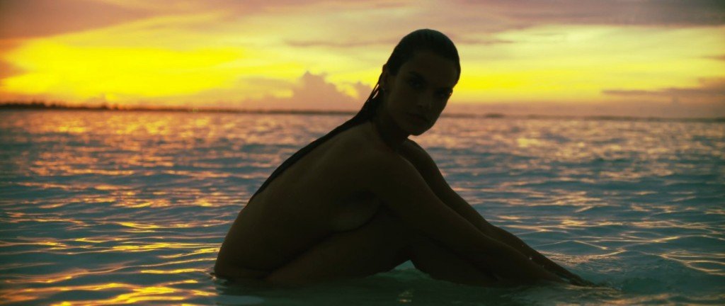 Alessandra Ambrosio Sexy & Topless 5 thefappening.so