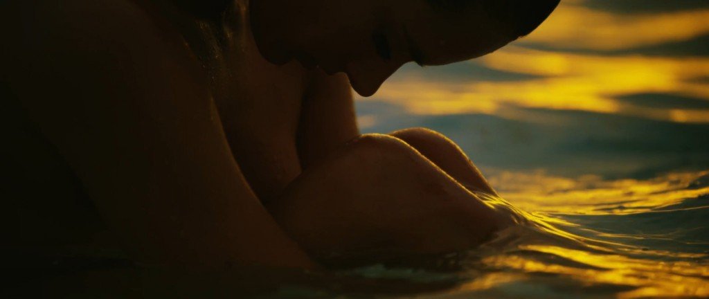 Alessandra Ambrosio Sexy & Topless 8 thefappening.so