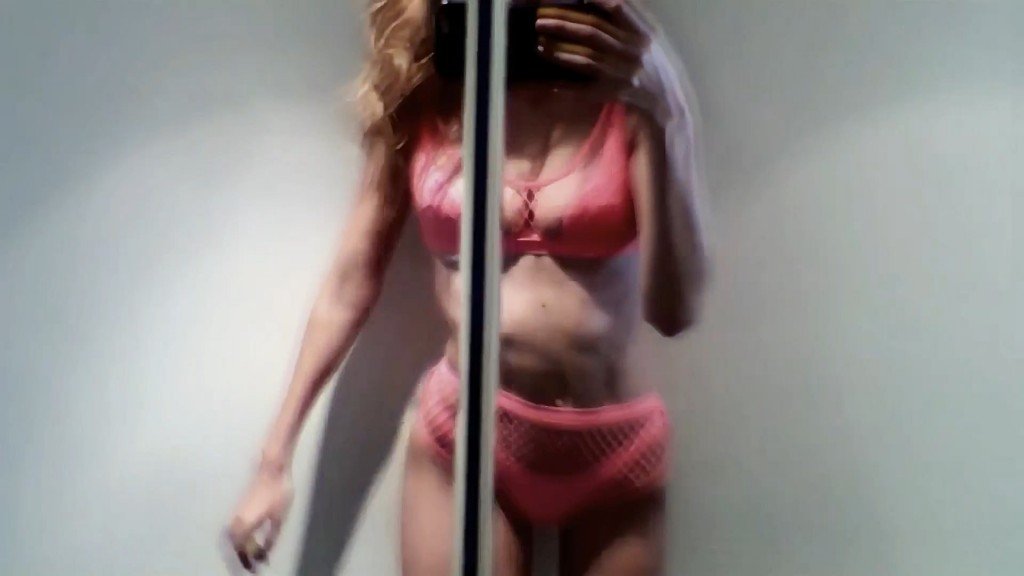 Gigi Hadid Sexy 12 thefappening.so