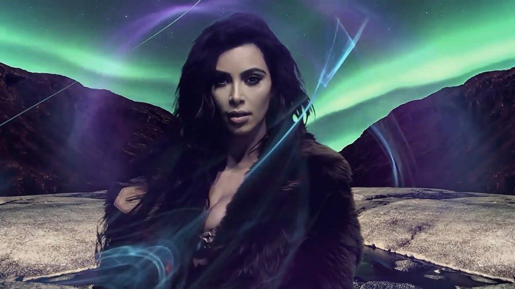 Kim Kardashian Sexy 12