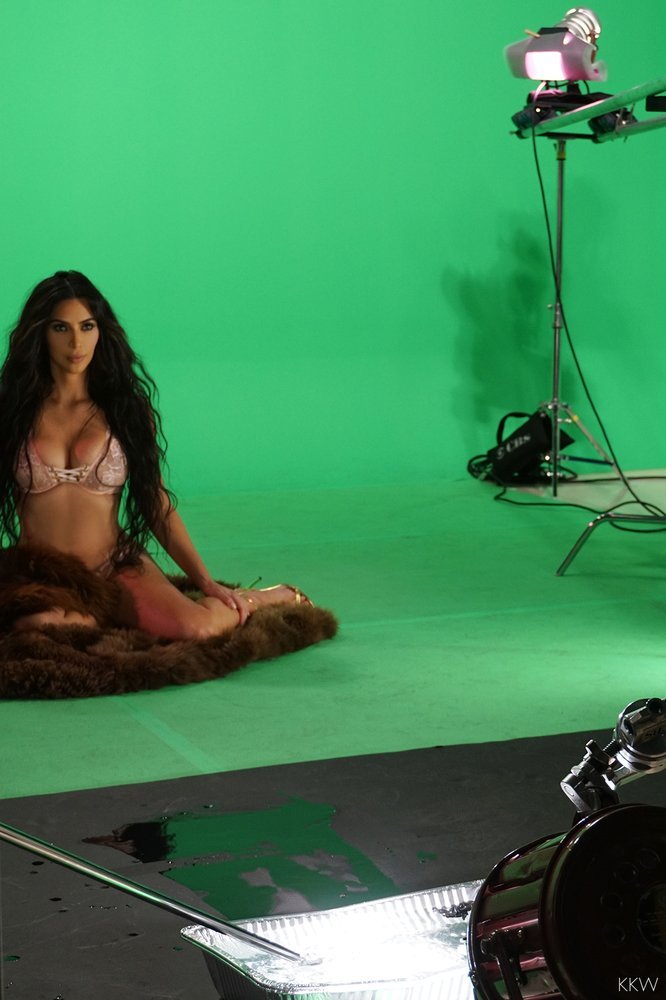 Kim Kardashian Sexy 9