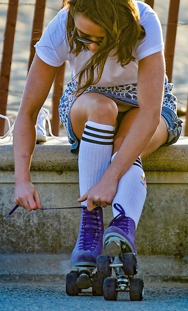 maisie-williams-upskirt-2 thefappening.so