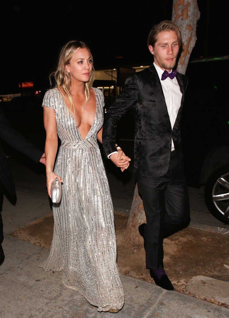 Kaley Cuoco Sexy thefappening.so 1