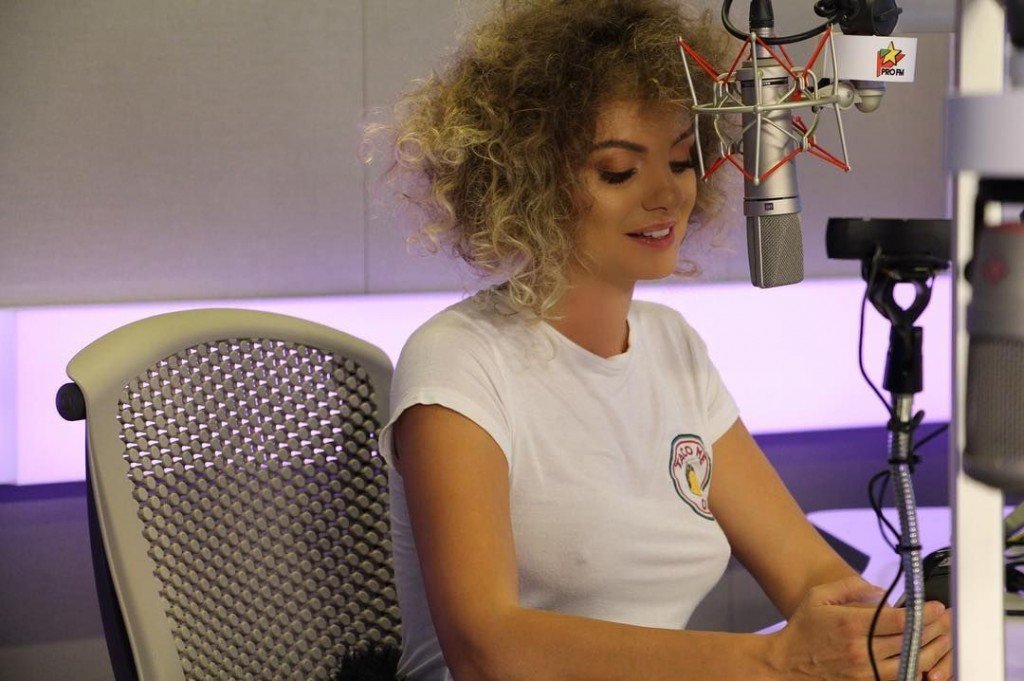 Alexandra Stan Sexy thefappening.so 9