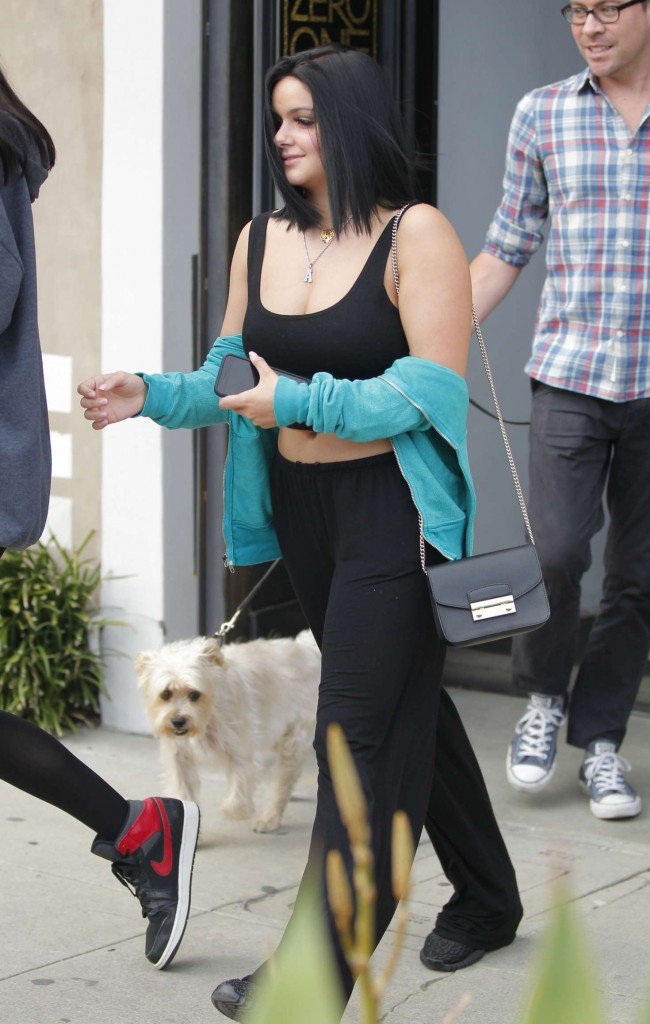 Ariel Winter Pokies 3 thefappening.so