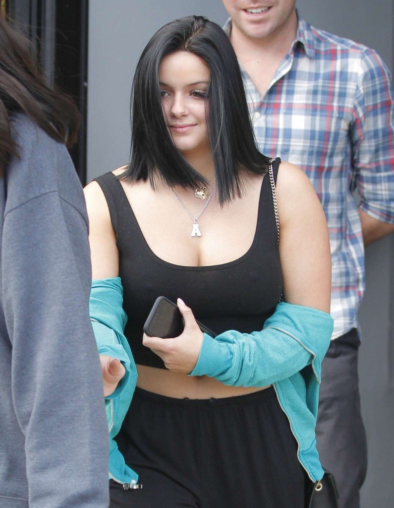 Ariel Winter Pokies 7 thefappening.so