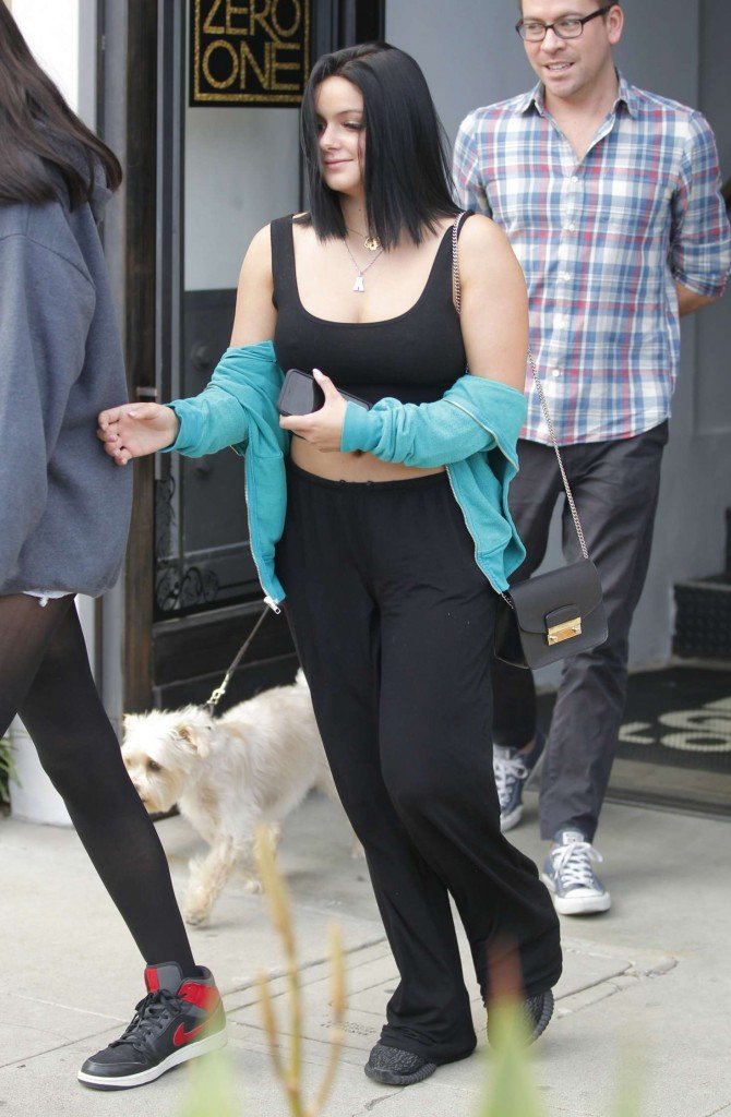 Ariel Winter Pokies 8 thefappening.so
