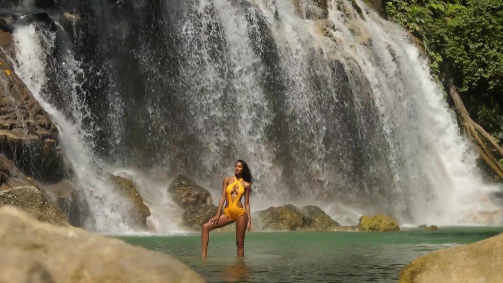 Lais Ribeiro Sexy Int 18 thefappening.so