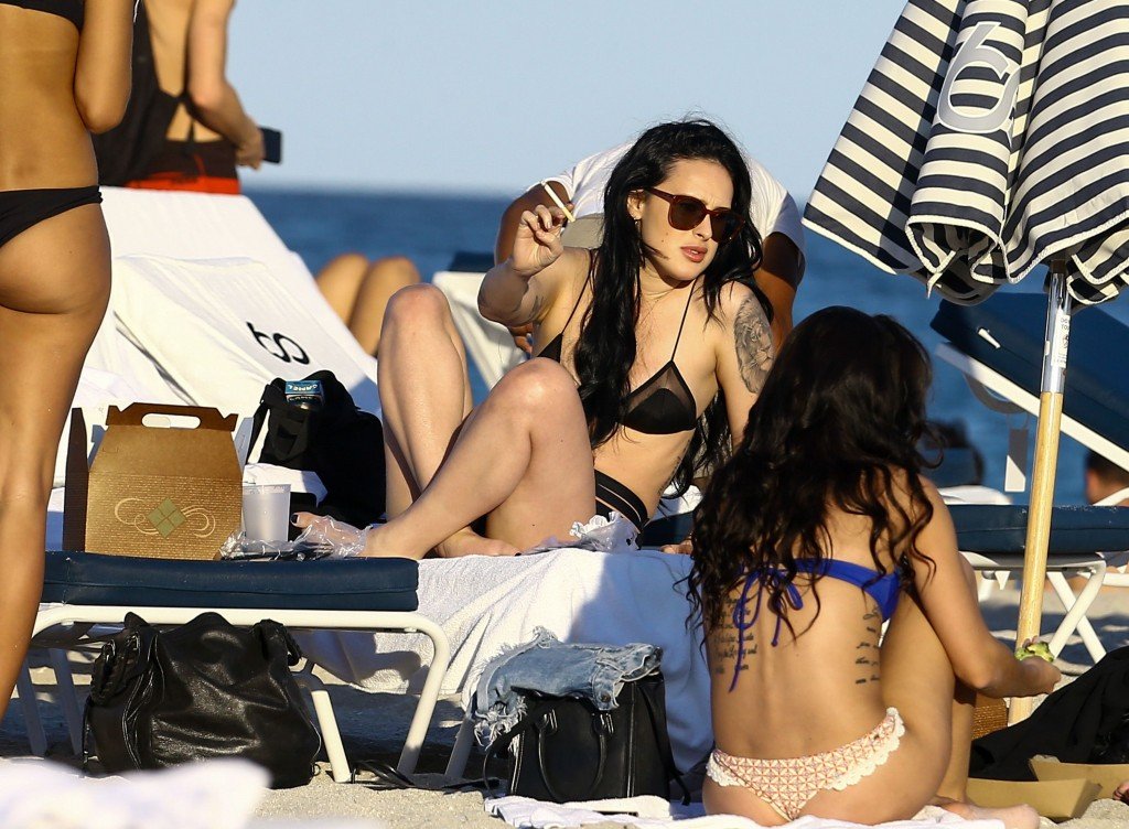 Rumer Willis Sexy 19 thefappening.so