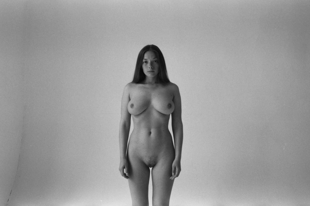 Olga Kobzar Nude