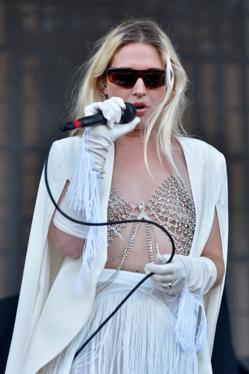 Natalie Bergman See Through Nude