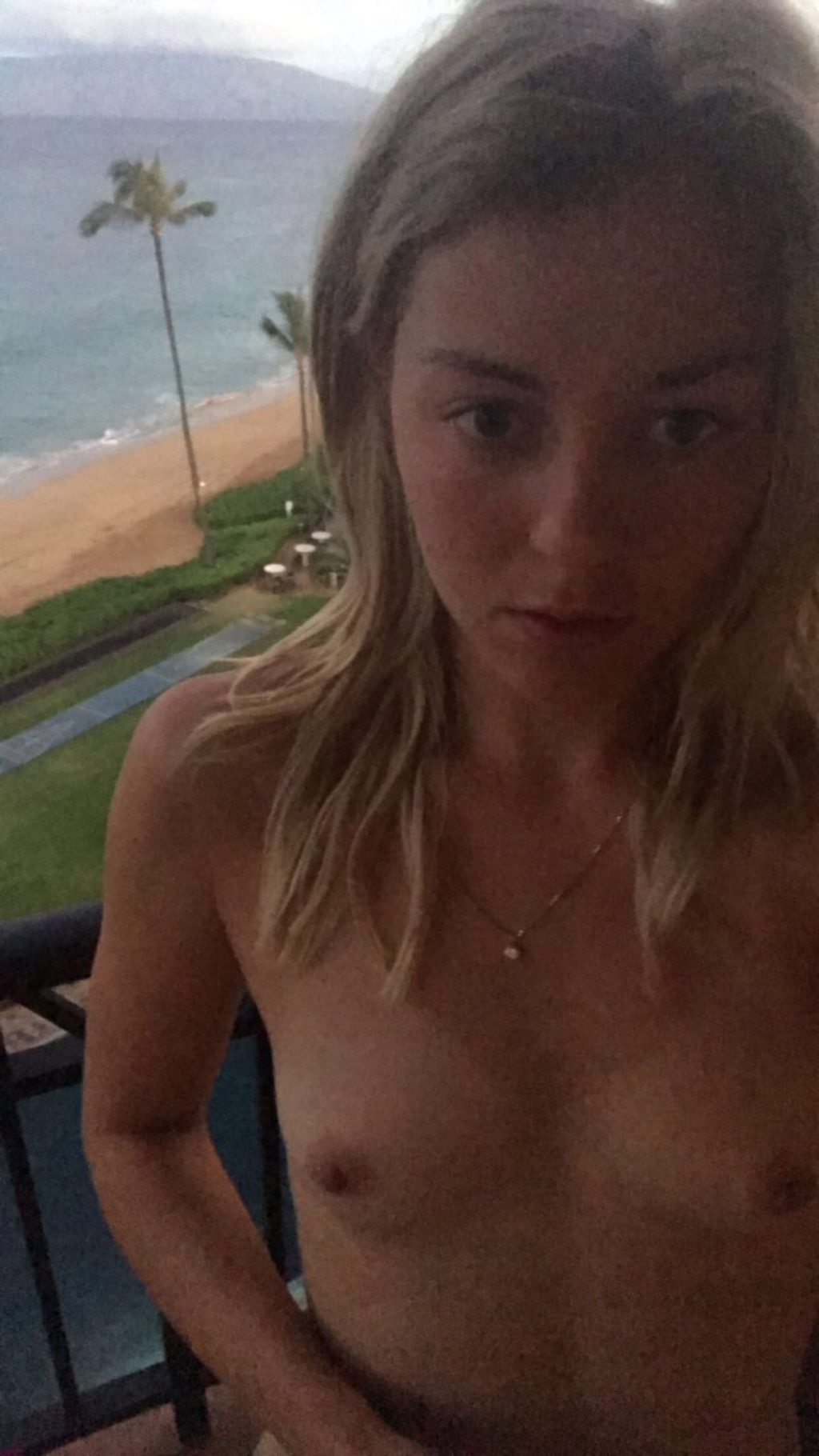 Carina Witthöft Nuda