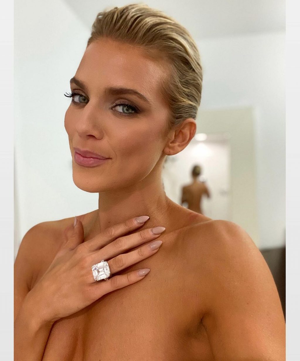 AnnaLynne McCord Nude