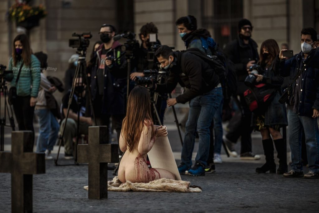 Donna nuda