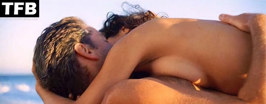 Salma Hayek Nude