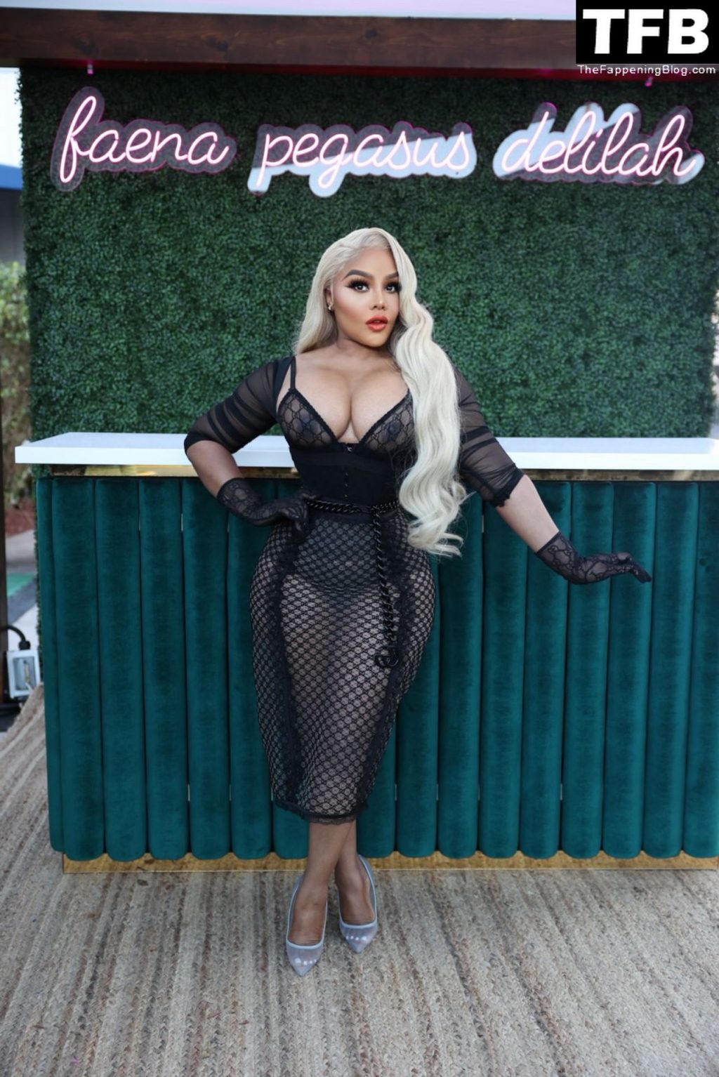 Lil Kim Nude Boobs